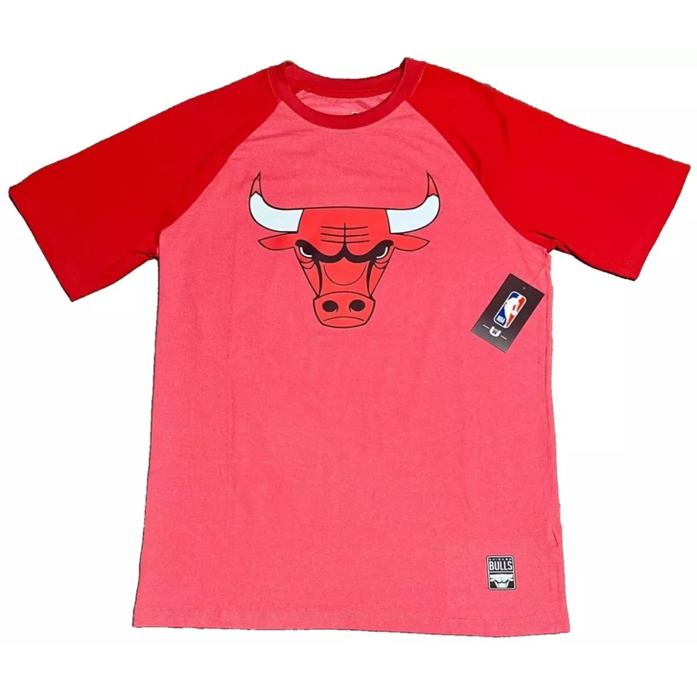 Chicago Bulls NBA Activewear Red T-Shirt Men's Size Small Brand New With Tags